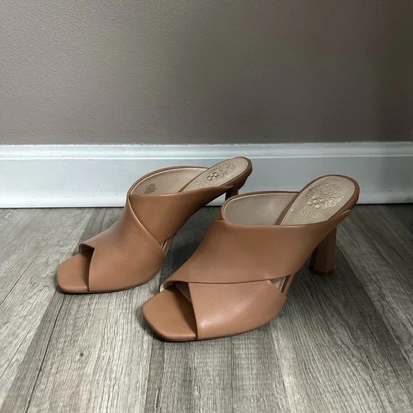 Vince Camuto Averessa Nude Leather Mule Heels - Picture 6 of 6